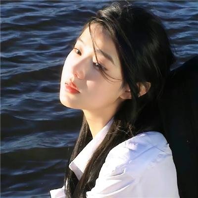 深郁之蓝